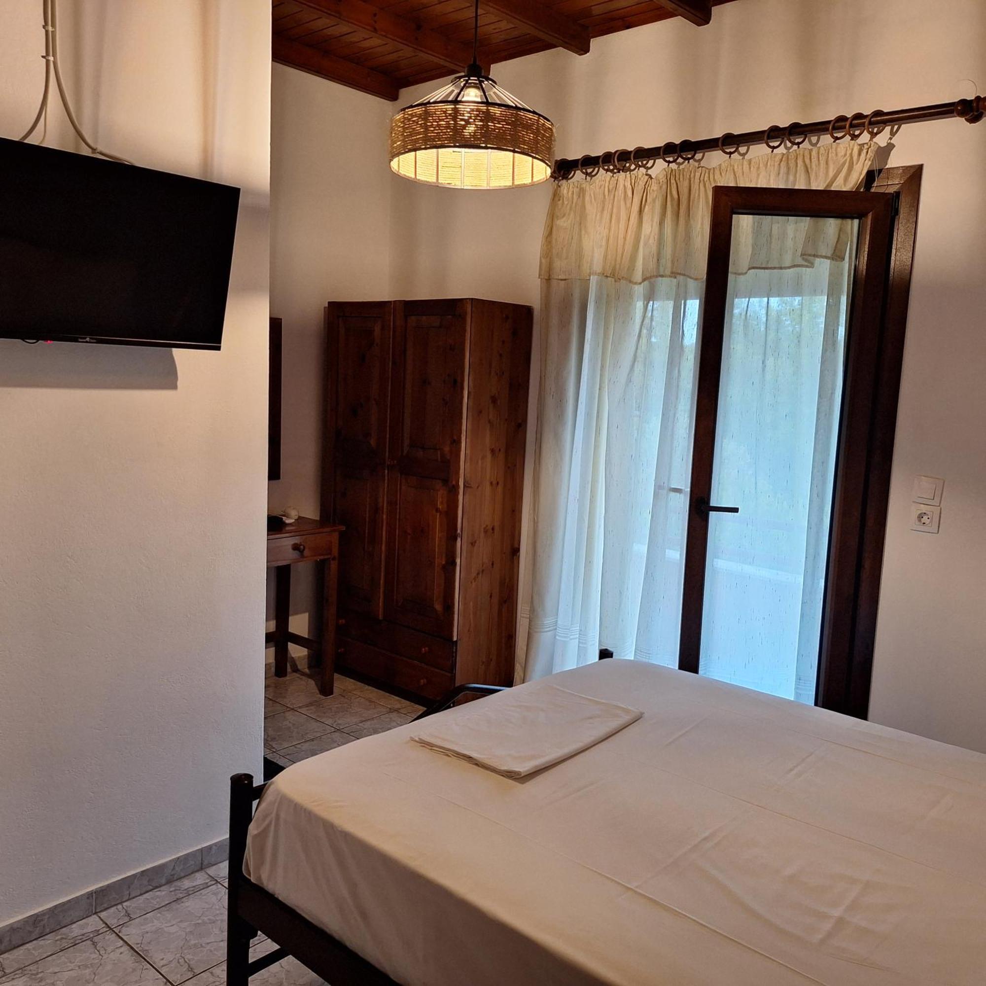 Areti Appartement *